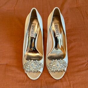 Pair of Badgley Mischka wedding shoes. Size 7. Worn one night.